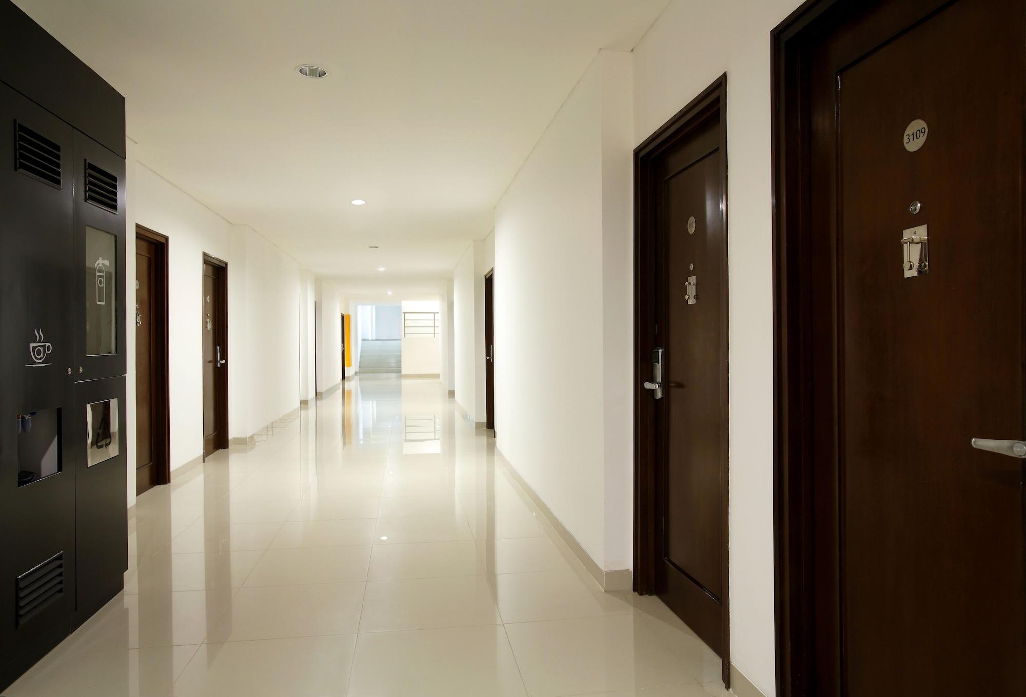 Amaris Hotel Seasons City Jakarta Exteriör bild