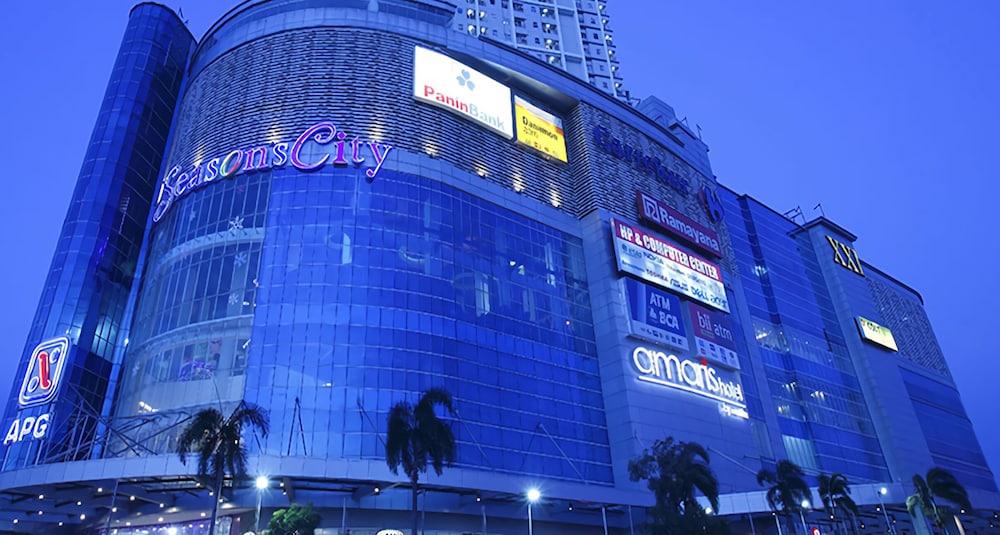 Amaris Hotel Seasons City Jakarta Exteriör bild